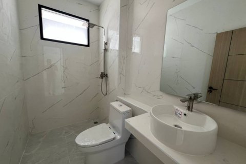 Villa in Ko Samui, Thailand 3 bedrooms № 124576 - photo 7