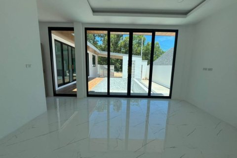 Villa in Ko Samui, Thailand 3 bedrooms № 124576 - photo 5