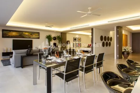 Condo in Phuket, Thailand, 2 bedrooms  № 131140 - photo 7