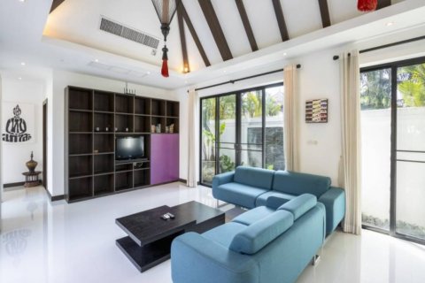 Villa in Bang Tao, Thailand 3 bedrooms № 133036 - photo 5
