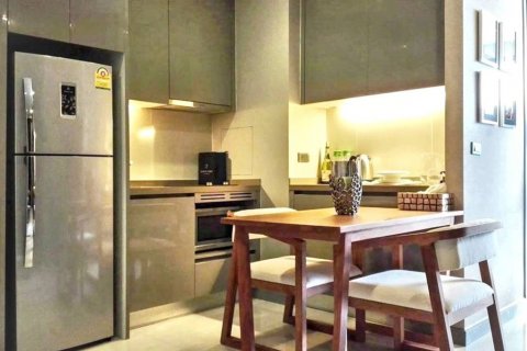 Condo in Bangkok, Thailand, 1 bedroom № 133040 - photo 1