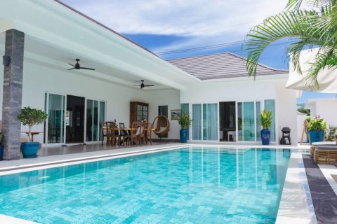 Вилла в Хуа Хине, Таиланд с 3 спальнями  № 133039 - фото 2