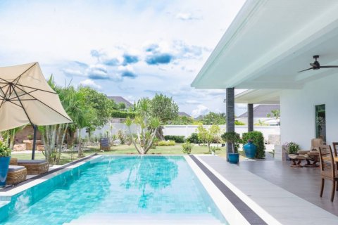 Вилла в Хуа Хине, Таиланд с 3 спальнями  № 133039 - фото 4