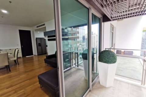 Condo in Bangkok, Thailand, 3 bedrooms  № 85856 - photo 9