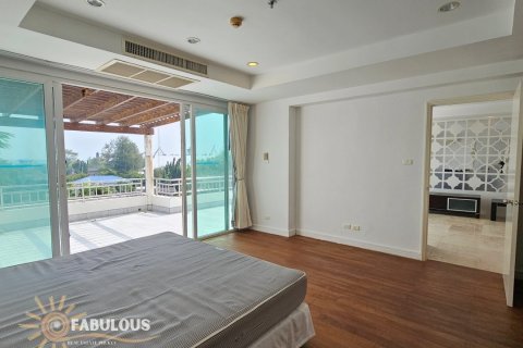 Condo in Wichit, Thailand, 2 bedrooms  № 124355 - photo 19