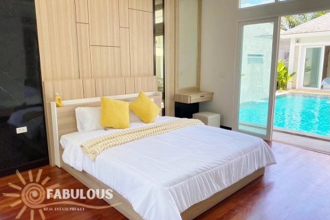 Villa in Rawai, Thailand 3 bedrooms № 124351 - photo 2