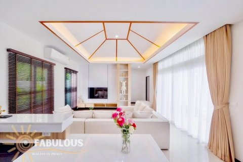 Villa in Rawai, Thailand 3 bedrooms № 124351 - photo 10