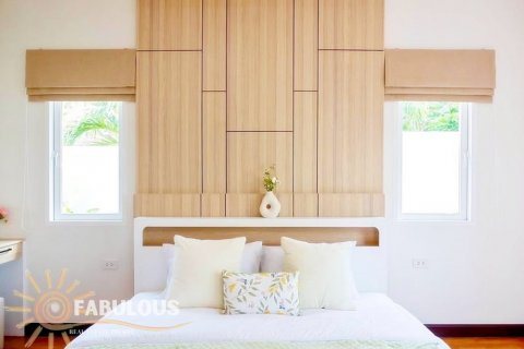 Villa in Rawai, Thailand 3 bedrooms № 124351 - photo 4