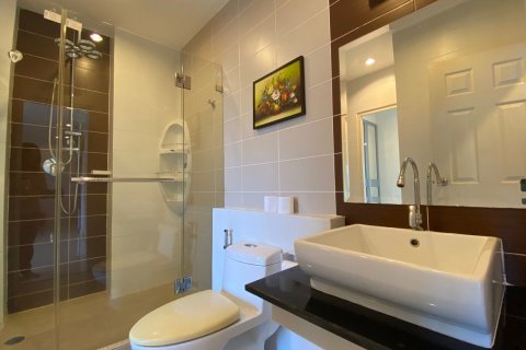 Condo à Chiang Mai, Thaïlande, 2 chambres  № 83058 - photo 23