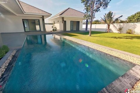 Villa in Hua Hin, Thailand 4 bedrooms № 144412 - photo 3