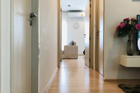 Кондоминиум с 2 спальнями в Хуай Кванге, Бангкок, Таиланд № 144408 - фото 6