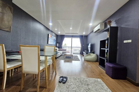 Condo in Pattaya, Thailand, 2 bedrooms  № 123564 - photo 7