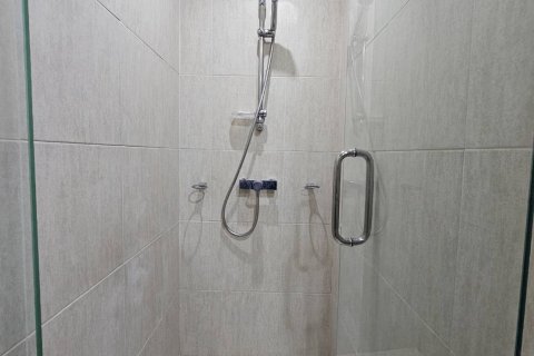 Condo in Pattaya, Thailand, 2 bedrooms  № 123564 - photo 11