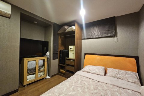 Condo in Pattaya, Thailand, 2 bedrooms  № 123564 - photo 13