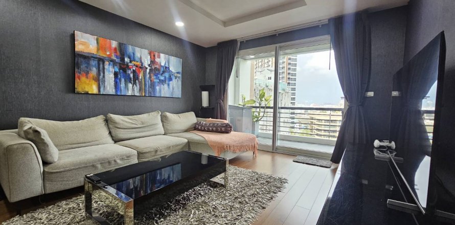 Condo in Pattaya, Thailand, 2 bedrooms  № 123564