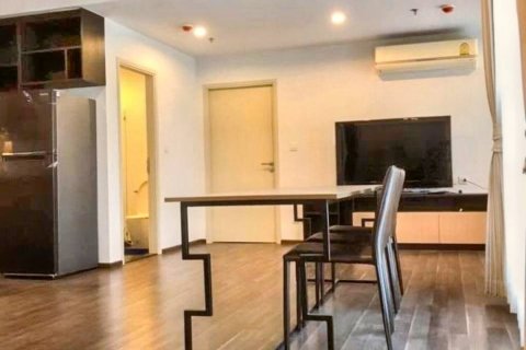 Condo in Samut Prakan, Thailand, 2 bedrooms  № 115770 - photo 2