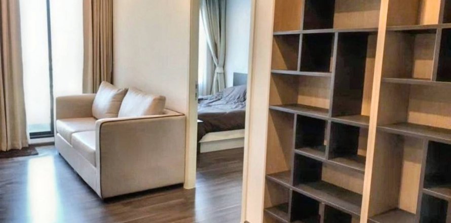 Condo in Samut Prakan, Thailand, 2 bedrooms  № 115770
