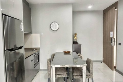 Кондоминиум с 2 спальнями в Бангкоке, Таиланд № 115772 - фото 3