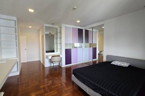 Кондоминиум с 3 спальнями в Бангкоке, Таиланд № 132672 - фото 9