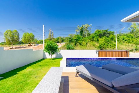 Вилла в Хуа Хине, Таиланд с 3 спальнями  № 132667 - фото 6