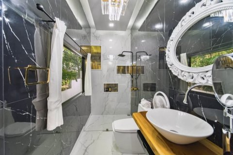 House in Ko Samui, Thailand 3 bedrooms № 126030 - photo 15