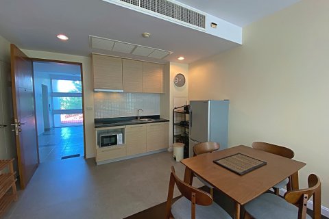 Condo in Hua Hin, Thailand, 2 bedrooms  № 125351 - photo 4
