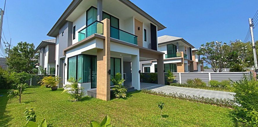 Maison à Hua Hin, Thaïlande 3 chambres № 125360