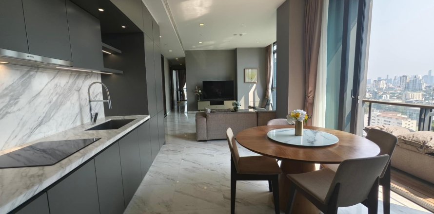 Condo in Watthana, Bangkok, Thailand, 2 bedrooms  № 124043