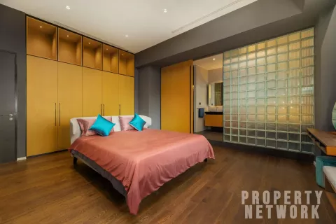 Кондоминиум с 4 спальнями в Клонг Тоэй, Бангкок, Таиланд № 124040 - фото 2