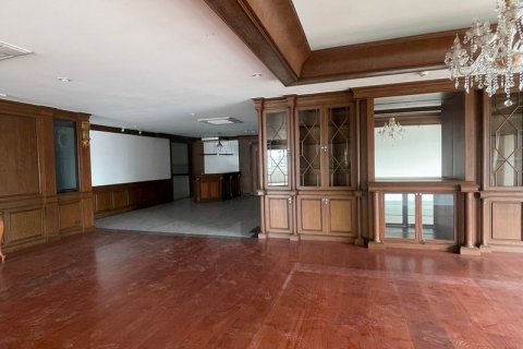 Condo in Watthana, Bangkok, Thailand, 4 bedrooms  № 124041 - photo 4