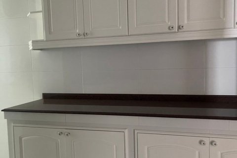 Condo in Watthana, Bangkok, Thailand, 4 bedrooms  № 124041 - photo 12