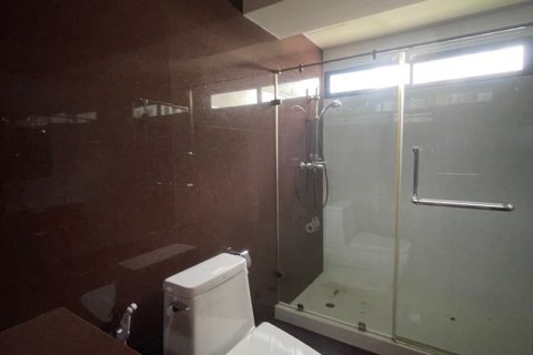 Condo in Watthana, Bangkok, Thailand, 4 bedrooms  № 124041 - photo 9