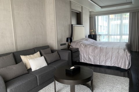 Condo in Khlong Toei, Bangkok, Thailand, 4 bedrooms  № 124046 - photo 16