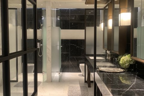 Condo in Khlong Toei, Bangkok, Thailand, 4 bedrooms  № 124046 - photo 8