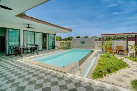 Villa in Ko Samui, Thailand 3 bedrooms № 132826 - photo 4
