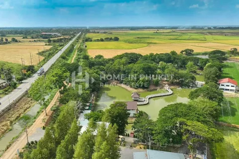 Коммерческая недвижимость в Аюттхае, Таиланд  № 131084 - фото 1