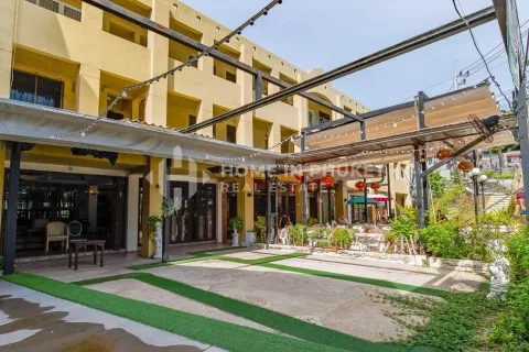 Propriété commerciale à Kata, Thaïlande 319 m2 № 131083 - photo 1