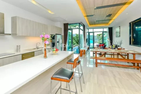 Коммерческая недвижимость в Патонге, Таиланд 1м2  № 131082 - фото 7