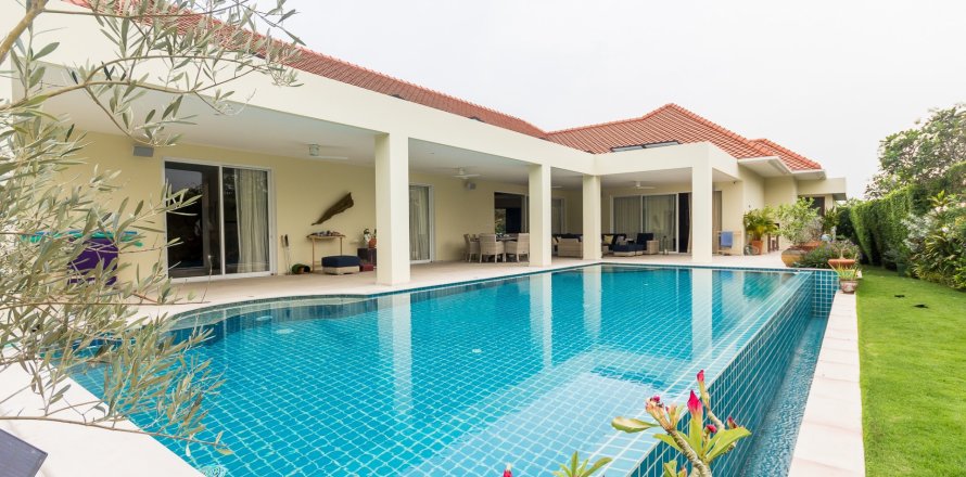 Maison à Hua Hin, Thaïlande 3 chambres № 125304