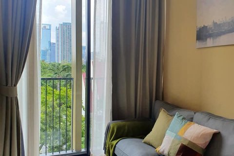 Кондоминиум с 1 спальней в Бангкоке, Таиланд № 143649 - фото 2