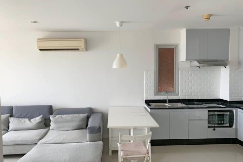 Condo in Phra Khanong, Bangkok, Thailand, 2 bedrooms № 143727 - photo 6