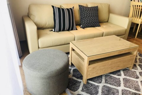 Condo in Bangkok, Thailand, 2 bedrooms  № 143728 - photo 3