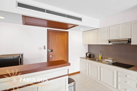 Condo in Patong, Thailand, 1 bedroom  № 124304 - photo 10