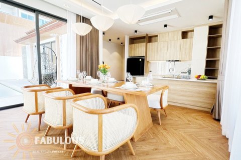 Вилла в Чалонге, Таиланд с 3 спальнями  № 124302 - фото 15