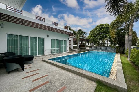 Дом в Хуа Хине, Таиланд с 3 спальнями  № 125289 - фото 2