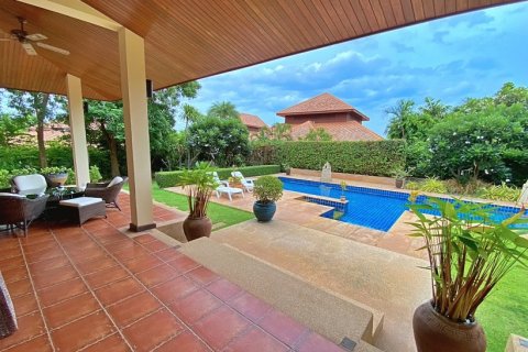 Дом в Хуа Хине, Таиланд с 5 спальнями  № 125165 - фото 5