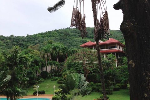 Villa in Karon, Thailand 6 bedrooms № 101878 - photo 1