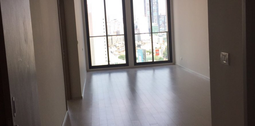 Кондоминиум с 2 спальнями в Бангкоке, Таиланд № 144184