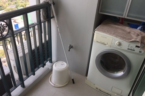 Condo in Bangkok, Thailand, 1 bedroom  № 144186 - photo 7