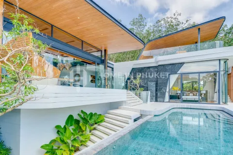 House in Phuket, Thailand 4 bedrooms № 131078